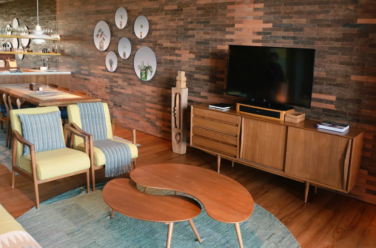 Midcentury modern furniture showcasing clean lines and vibrant colors Midcentury modern furniture showcasing clean lines and vibrant colors