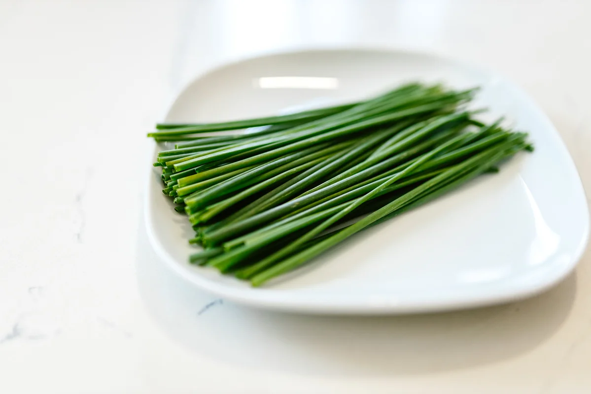 Gardening tools for growing chives Gardening tools for growing chives