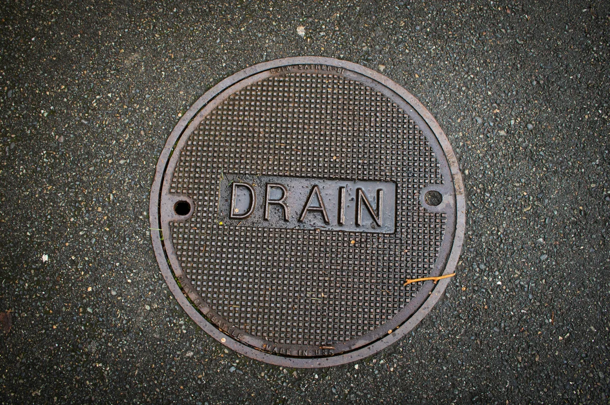 Tools used for cleaning shower drains effectively Tools used for cleaning shower drains effectively